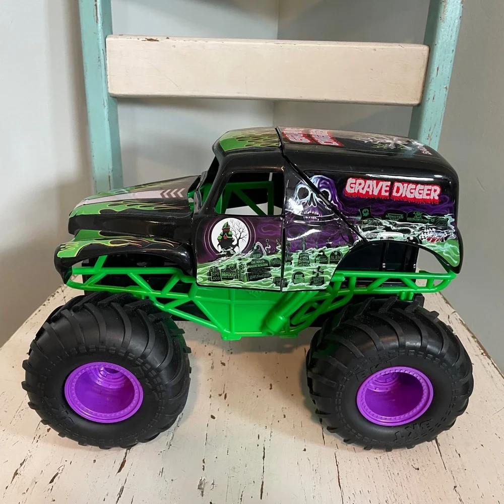 Monster Jam‎ Grave Digger RC Truck Smash & Bash Crash Car Truck Only 1:15